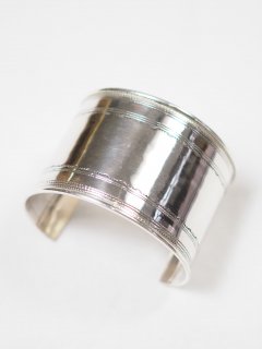 <img class='new_mark_img1' src='https://img.shop-pro.jp/img/new/icons14.gif' style='border:none;display:inline;margin:0px;padding:0px;width:auto;' />[TOUAREG SILVER] BANGLE-22