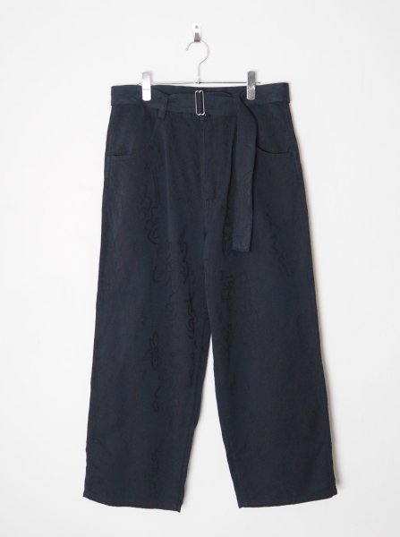 <img class='new_mark_img1' src='https://img.shop-pro.jp/img/new/icons20.gif' style='border:none;display:inline;margin:0px;padding:0px;width:auto;' />[URU] COTTON JACQUARD BELTED PANTS -D.NAVY-