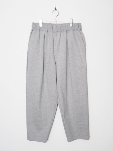 <img class='new_mark_img1' src='https://img.shop-pro.jp/img/new/icons20.gif' style='border:none;display:inline;margin:0px;padding:0px;width:auto;' />[IS-NESS] WIDE SWEAT PANTS -GRAY-