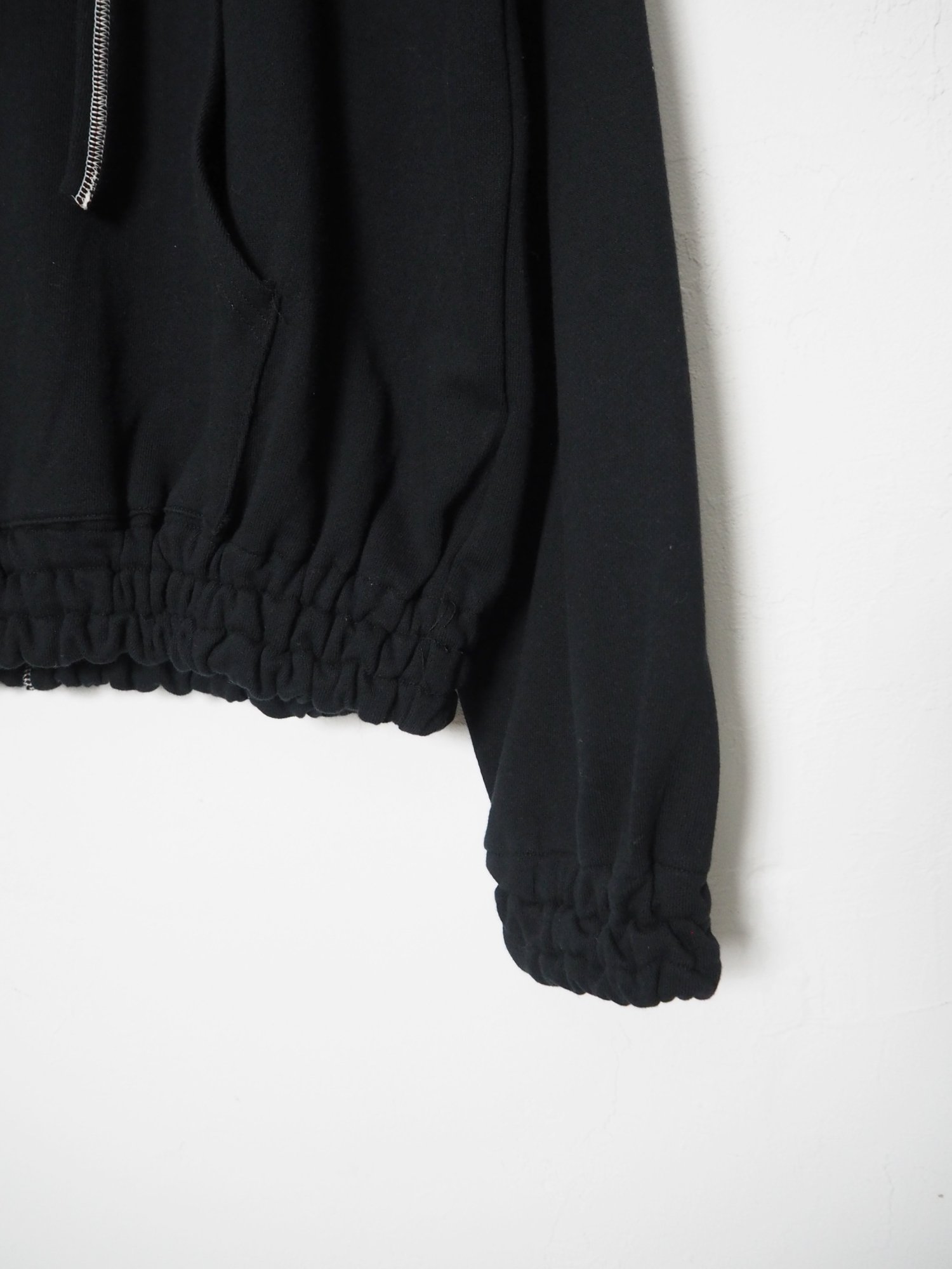 SHINYA KOZUKA(シンヤコズカ)ORDINALY ZIP HOODIE -BLACK-の通販ページ