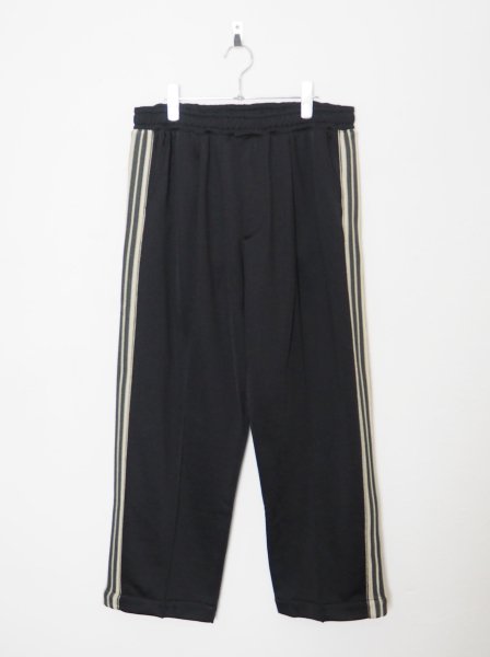 <img class='new_mark_img1' src='https://img.shop-pro.jp/img/new/icons14.gif' style='border:none;display:inline;margin:0px;padding:0px;width:auto;' />[IS-NESS] TRACK PANTS -BLACK-