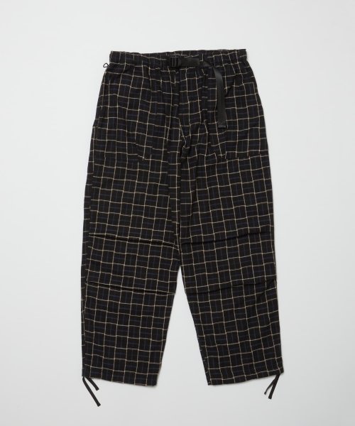 <img class='new_mark_img1' src='https://img.shop-pro.jp/img/new/icons14.gif' style='border:none;display:inline;margin:0px;padding:0px;width:auto;' />[BAL] WIDE MOUNTAIN PANT -BLACK PLAID-
