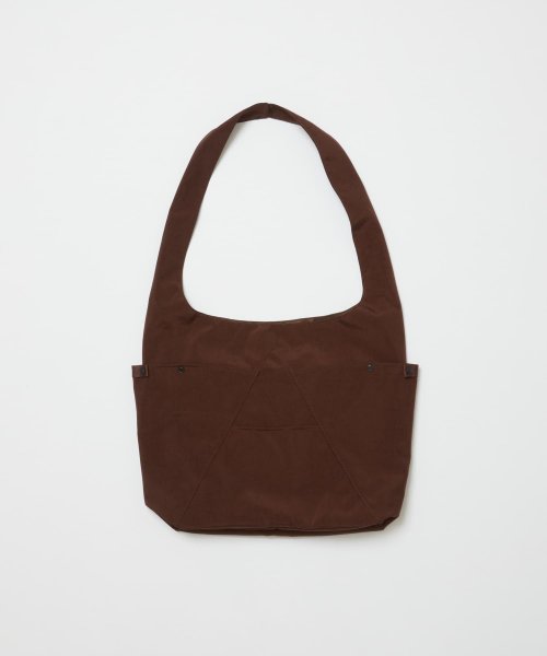 [BAL]  / SPEAKEASY CROSSBODY SLING TOTE - COFFEE-