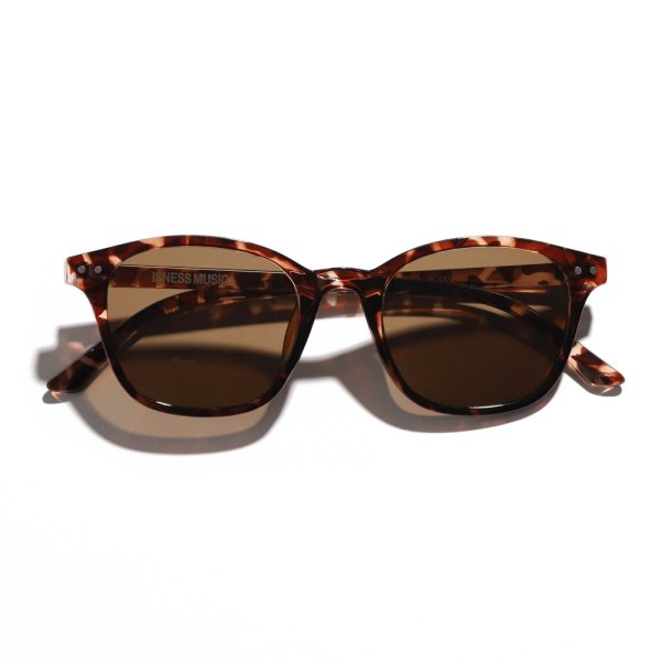 <img class='new_mark_img1' src='https://img.shop-pro.jp/img/new/icons14.gif' style='border:none;display:inline;margin:0px;padding:0px;width:auto;' />[IS-NESS MUSIC] HARDY SUNGLASSES(BOSLINTON TYPE) -BROWN/GRAY-