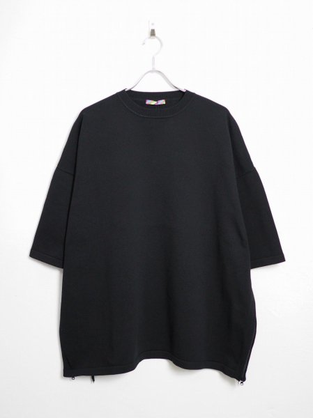 <img class='new_mark_img1' src='https://img.shop-pro.jp/img/new/icons14.gif' style='border:none;display:inline;margin:0px;padding:0px;width:auto;' />[IS-NESS] KNIT VENTILATION T-SHIRT -BLACK-