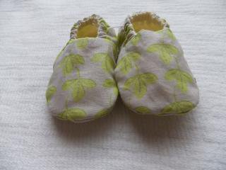 Handmade Cotton Baby Shoes/Booties - Light Green Clovers with Muslin Lining -