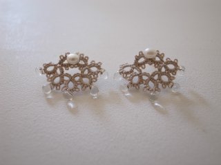 lace pierce earring