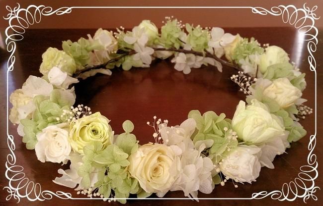 プリザーブドフラワーの花冠 結婚式 白 緑 花冠のフルーレ