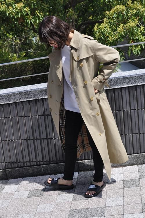 【超希少】BURBERRYPRORSUMバーバリープローサム イタリア製トレンチ バーバリー プローサムにモードなトレンチコートが百花繚乱