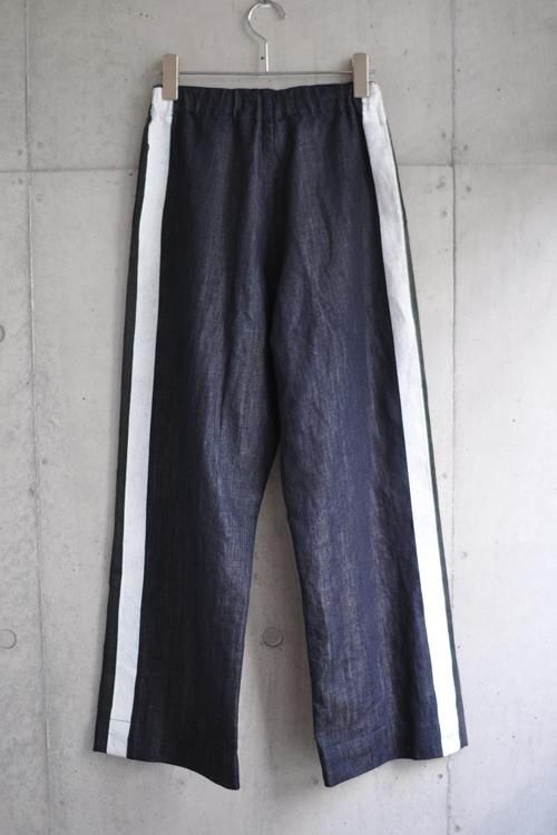 MARNI(マルニ)サイドラインデニムパンツ - Lubb - VintageUsed (レディースヴィンテージ古着通販) MARNI(マルニ)サイドラインデニムパンツ - Lubb - VintageUsed (レディースヴィンテージ古着通販)