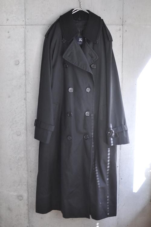 Burberrys(バーバリー)黒襟トレンチコート - Lubb