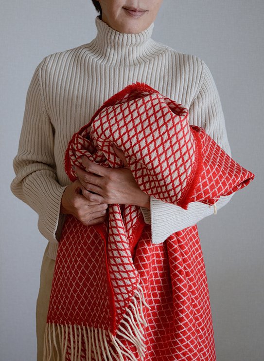 1462-chicoracao-blanket-wool-red-hug