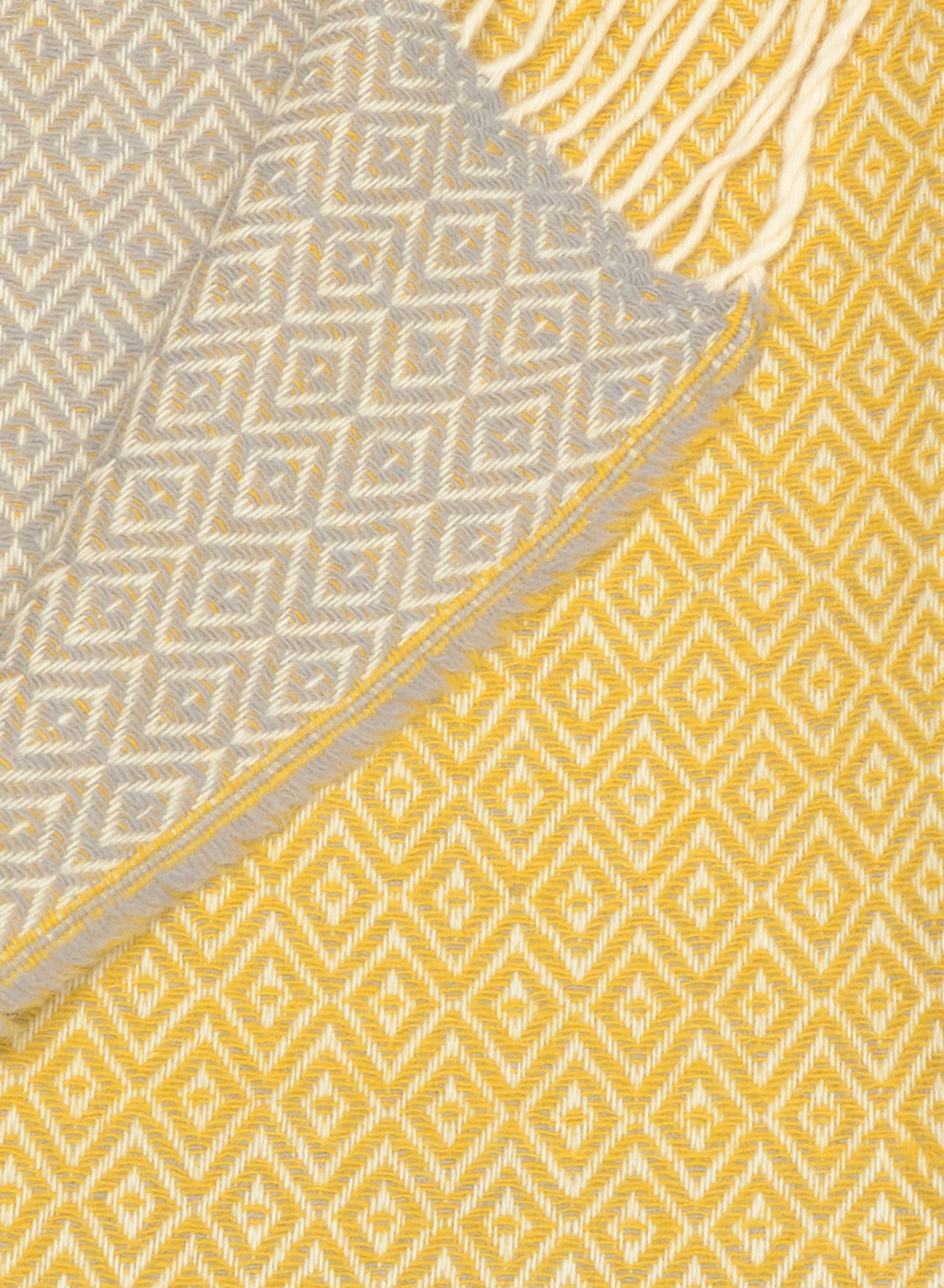 1433-chicoracao-blanket-wool-yellowlightgray