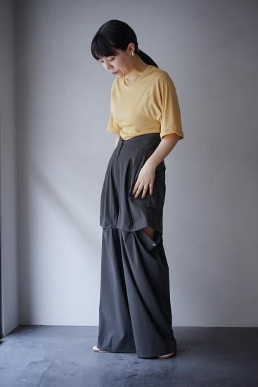 DÅWN No.4 CUP IN SHORT SLEEVES カーキ　トップス No.4 CUP IN SHORT SLEEVES – DÅWN