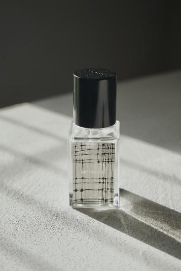 香水 CASE STDY EAU DE PERFUME（MONSOON）＿RboW - This___
