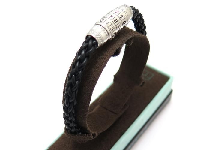 TATEOSSIAN（タテオシアン）シルバーロック777ブレスレット（ブラック