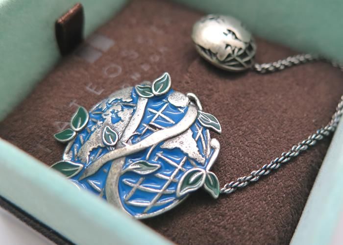 TATEOSSIAN タテオシアン SAVE THE PLANET PLANET EARTH PINS セイブザ