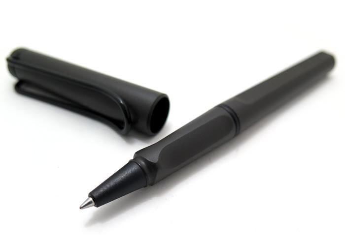 Lamy ラミー サファリ ローラーボールペン マットブラック ブランド ワールドカフリンクス World Cufflinks ブランドカフスボタン ブレスレット等紳士小物通販店 Lamy ラミー サファリ ローラーボールペン マットブラック ブランド ワールドカフリンクス World Cufflinks ブランドカフスボタン ブレスレット等紳士小物通販店