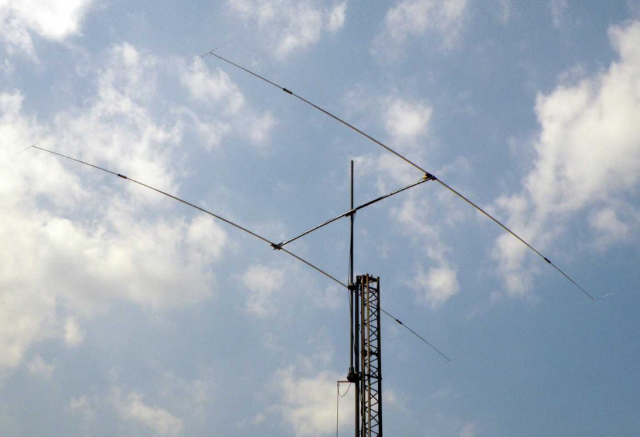 広帯域 7MHz 短縮型 - 電子センター 広帯域 7MHz 短縮型 - 電子センター