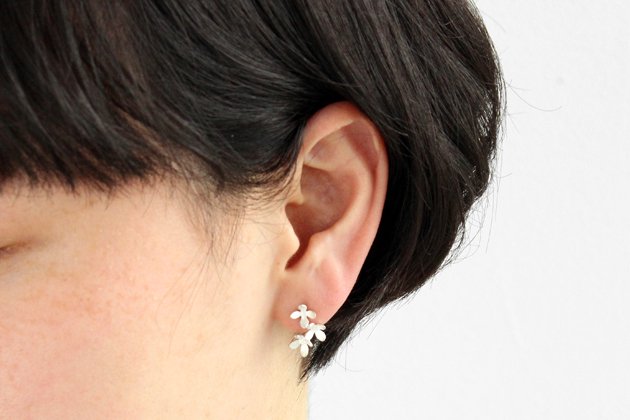YUKO SATO jewelry & objects（佐藤祐子）｜キンモクセイピアス 3 silver（片耳） - ファッション - アクセサリー  - 女性ファッション通販の CLASKA（クラスカ）ONLINE SHOP