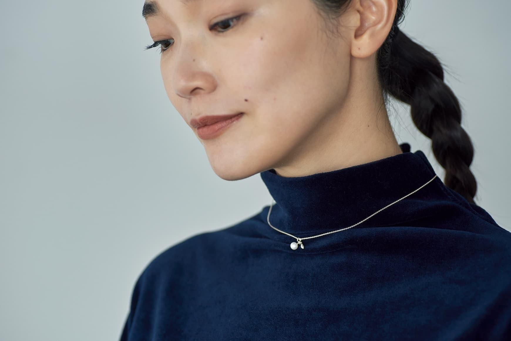 佐藤祐子さんのジュエリー作品「Twigネックレス」