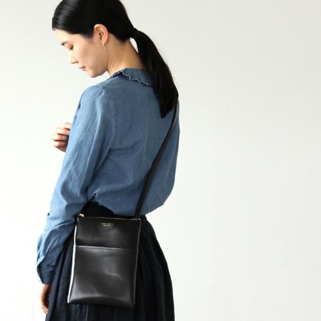 Claska クラスカ Bank フラットポシェット バッグ ショルダーバッグ 女性ファッション通販の Claska クラスカ Online Shop Claska クラスカ Bank フラットポシェット バッグ ショルダーバッグ 女性ファッション通販の Claska クラスカ Online Shop