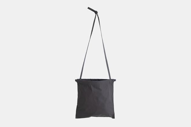 formuniform(フォームユニフォーム)|Drawstring bag with formuniform(フォームユニフォーム)|Drawstring bag with