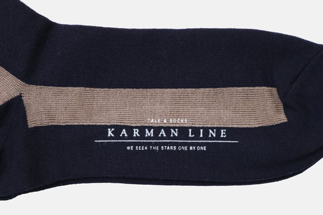 「KARMAN LINE（カーマンライン）」のGEMINI（双子座）Iライン配色の靴下