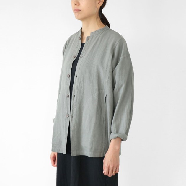 ヂェン先生の日常着｜スタンドカラーポケットシャツ　ライトグレー - ファッション - トップス - 女性ファッション通販の  CLASKA（クラスカ）ONLINE SHOP