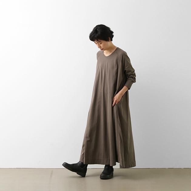 「CLASKA(クラスカ)」発のアパレルブランド「HAU(ハウ)」のワンピース