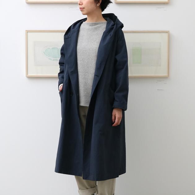 「CLASKA(クラスカ)」発のアパレルブランド「HAU(ハウ)」のコート
