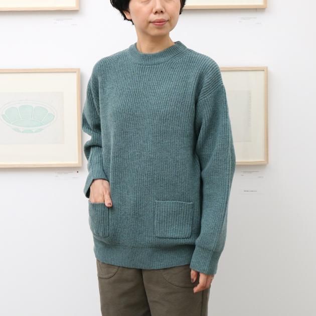 「CLASKA(クラスカ)」発のアパレルブランド「HAU(ハウ)」のニット