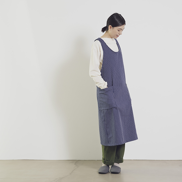 「CLASKA(クラスカ)」によるエプロン