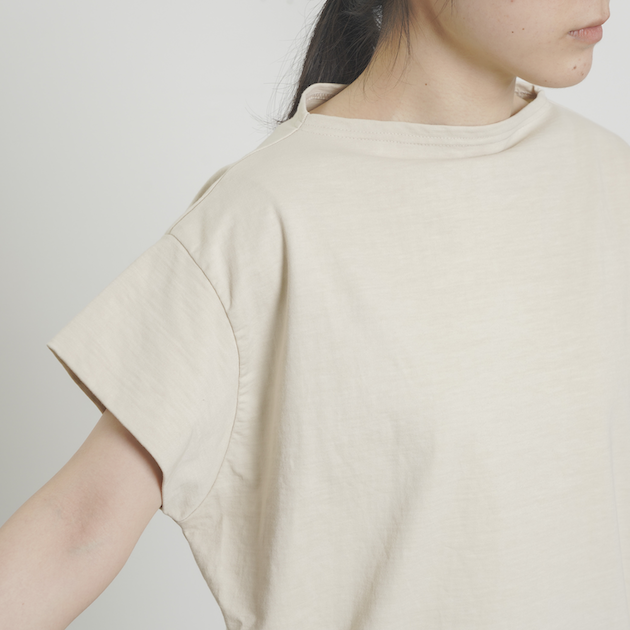 「CLASKA(クラスカ)」発のアパレルブランド「HAU(ハウ)」のtops dry cotton