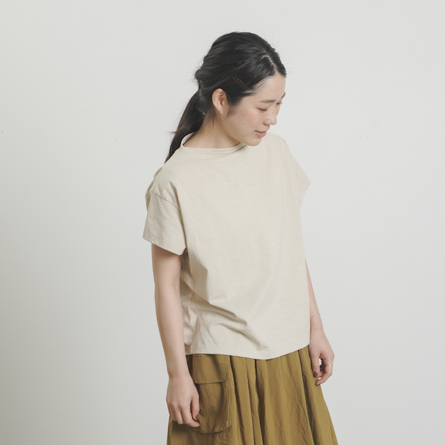 「CLASKA(クラスカ)」発のアパレルブランド「HAU(ハウ)」のtops dry cotton