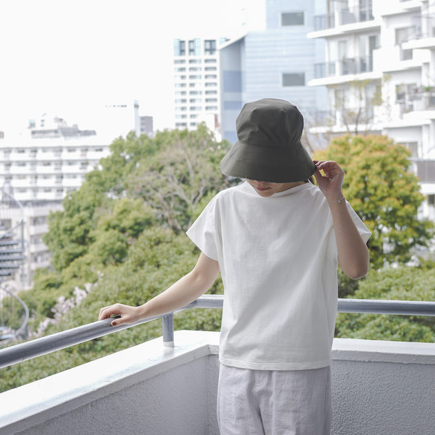 「mature ha.(マチュアーハ)」のstich hat カーキ