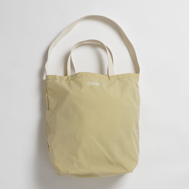 「CLASKA(クラスカ)」のナイロン2WAYトートバッグ