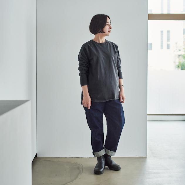 「CLASKA(クラスカ)」発のアパレルブランド「HAU(ハウ)」のトップス