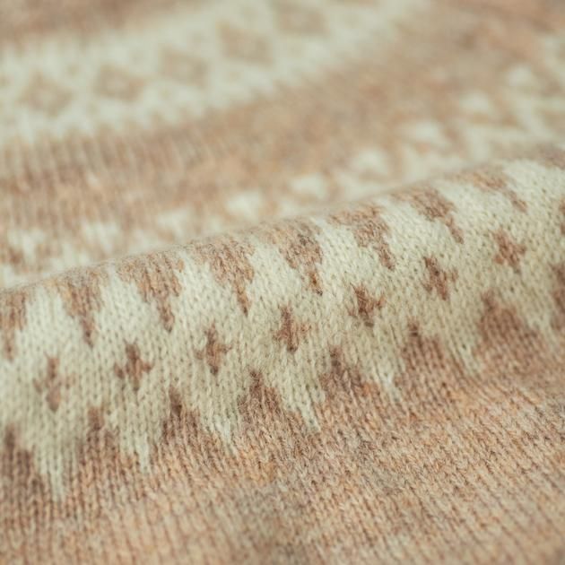 「CLASKA(クラスカ)」発のアパレルブランド「HAU(ハウ)」のknit tops ”nordic”