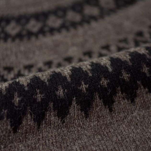 「CLASKA(クラスカ)」発のアパレルブランド「HAU(ハウ)」のknit tops ”nordic”