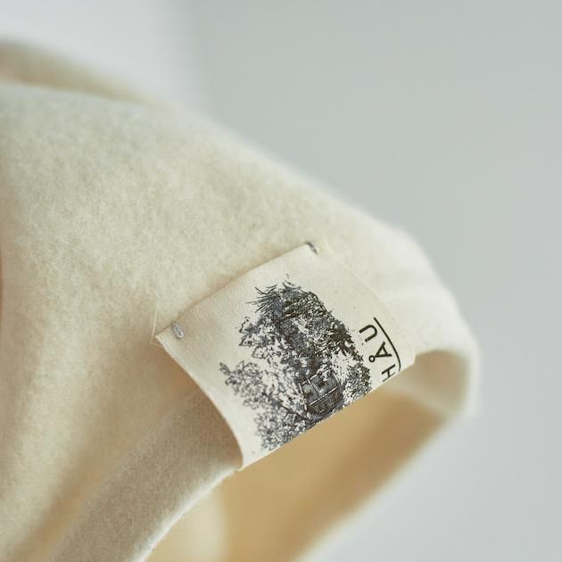 「CLASKA(クラスカ)」発のアパレルブランド「HAU(ハウ)」のbasque beret