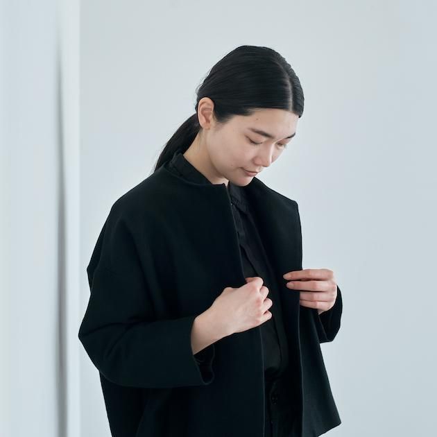 「CLASKA(クラスカ)」発のアパレルブランド「HAU(ハウ)」のformal jacket ”calme”