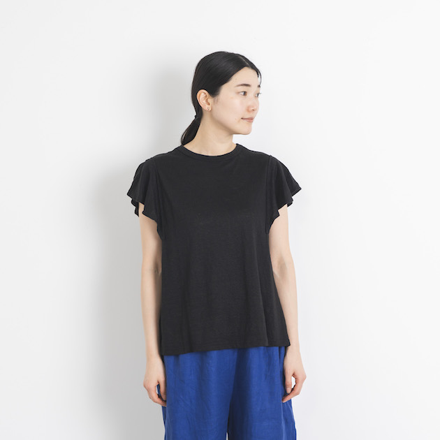 「CLASKA(クラスカ)」のリネン100Tシャツ<フリル>2023