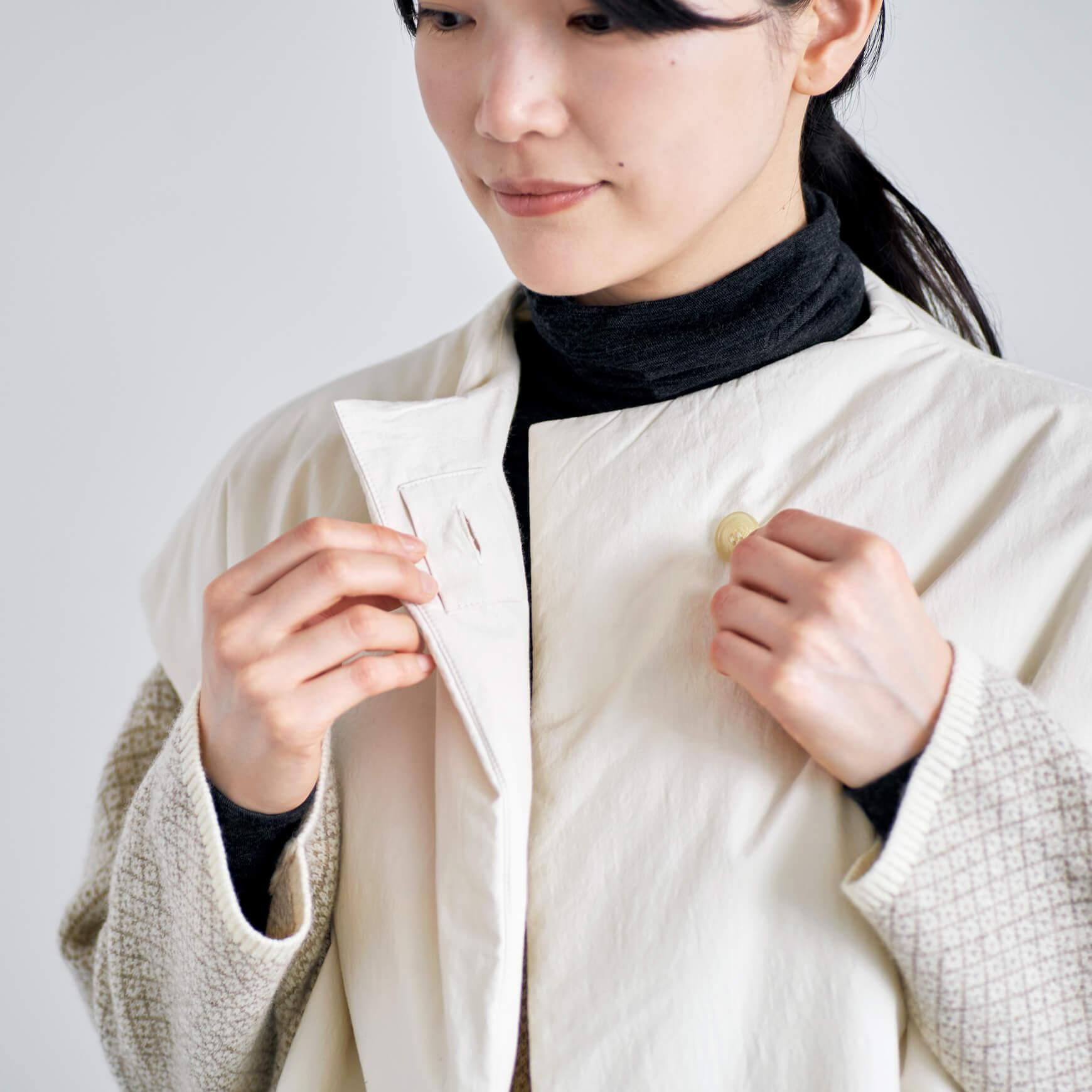 「CLASKA(クラスカ)」発のアパレルブランド「HAU(ハウ)」の inner warm vest