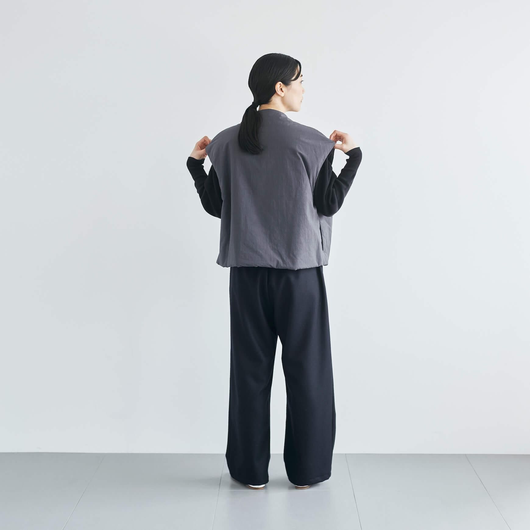 「CLASKA(クラスカ)」発のアパレルブランド「HAU(ハウ)」の inner warm vest