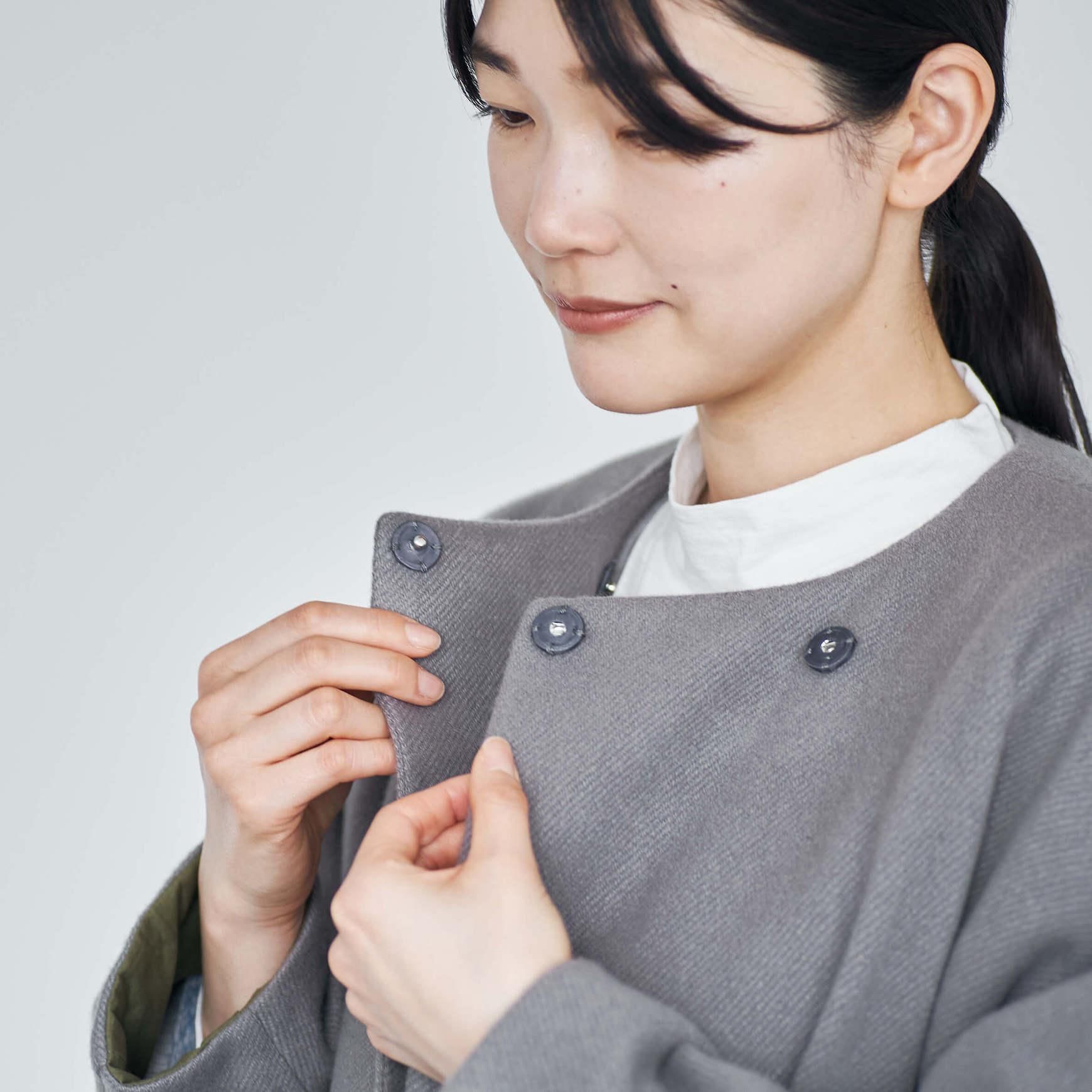 「CLASKA(クラスカ)」発のアパレルブランド「HAU(ハウ)」のjacket coat