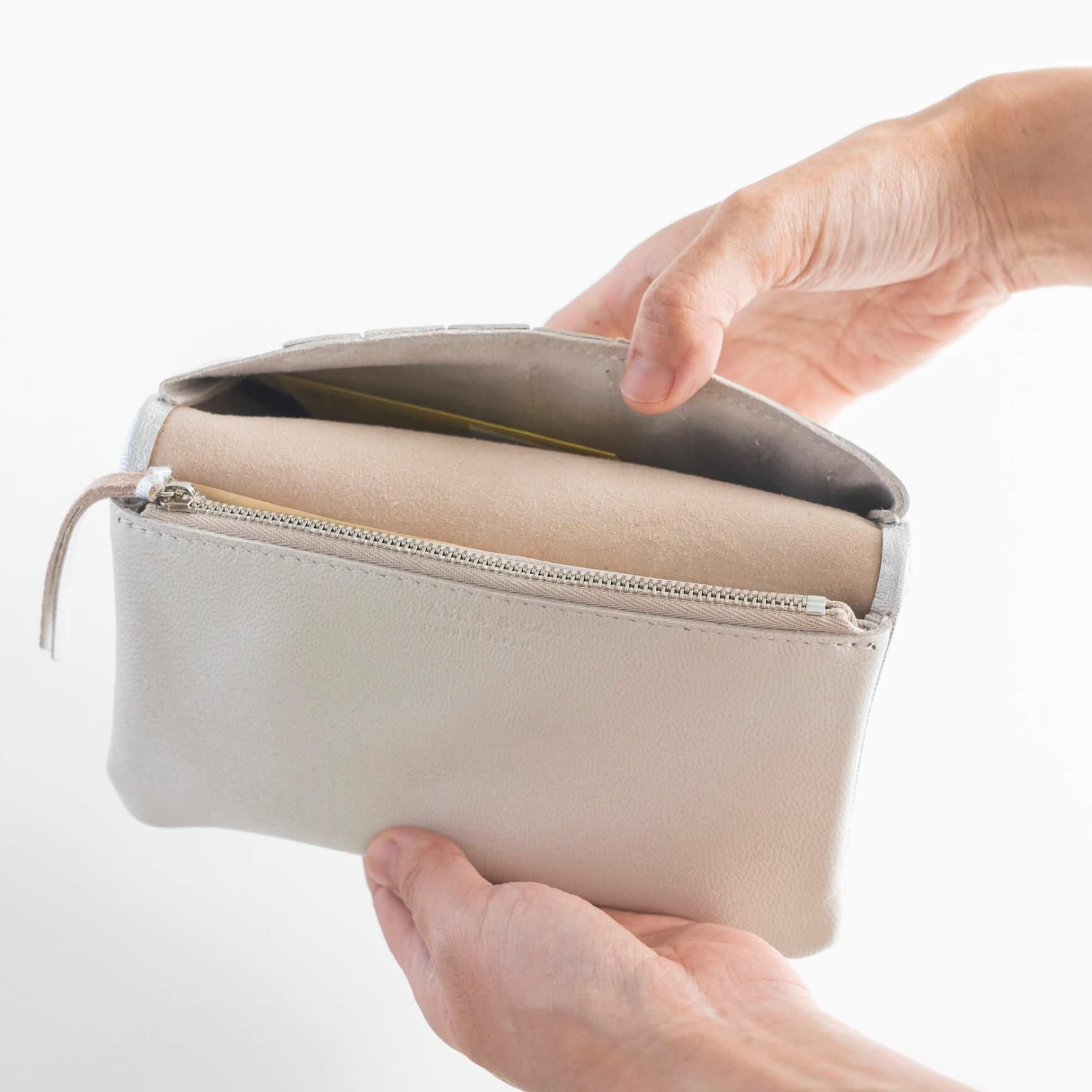 CLASKA（クラスカ）｜DEFORE - バッグ - 財布 - 女性