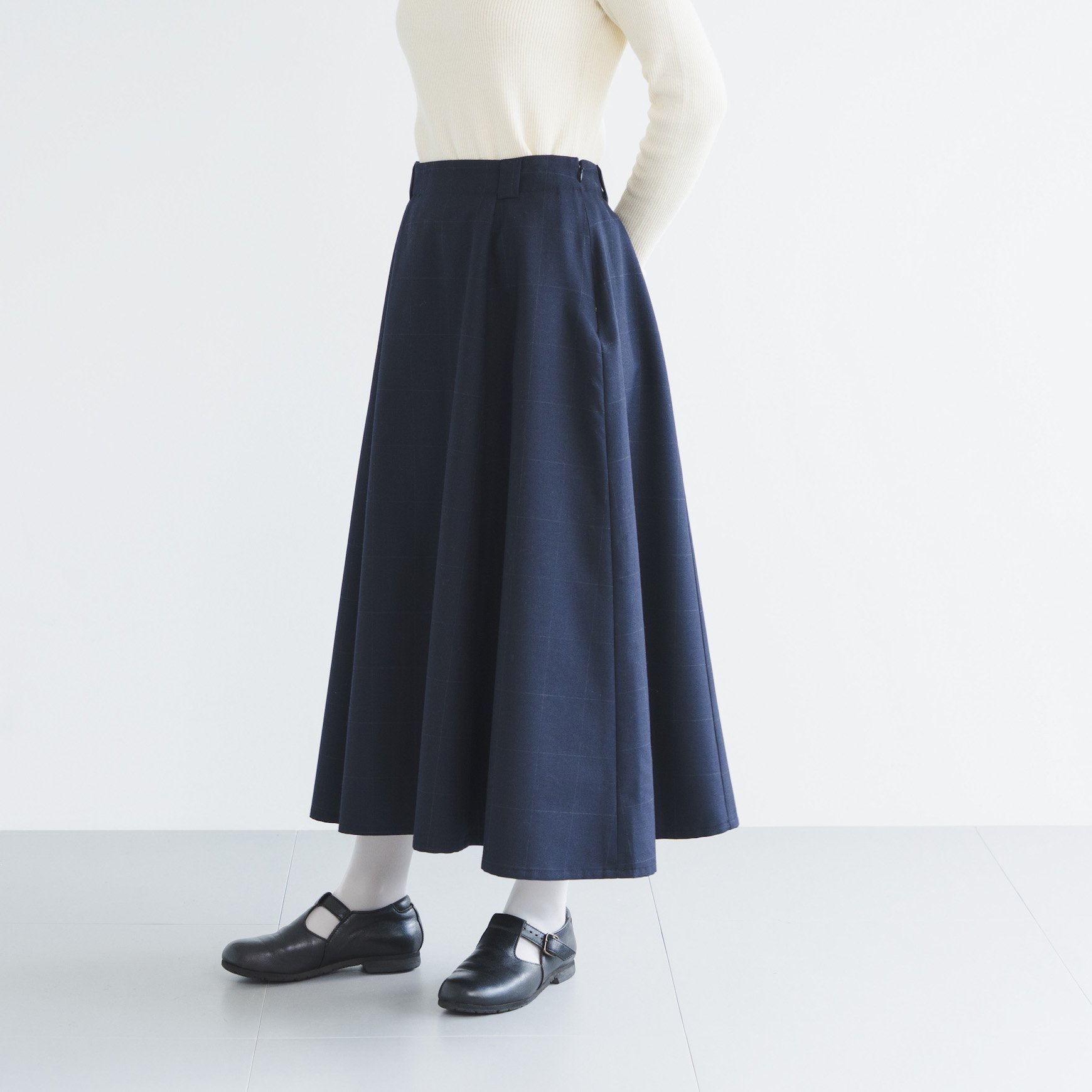 CLASKA（クラスカ）｜フレアスカート / ラインチェック- ファッション - スカート - 女性ファッション通販の  CLASKA（クラスカ）ONLINE SHOP