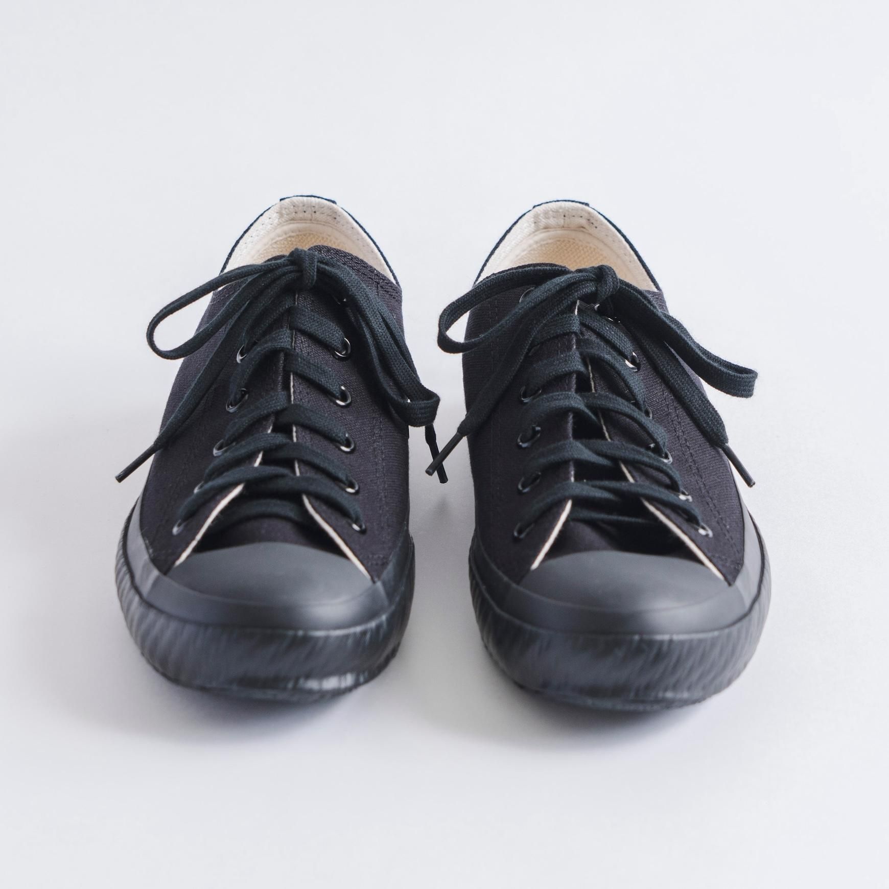 ¡ÖMOONSTAR¡Ê¥à¡¼¥ó¥¹¥¿¡¼¡Ë¡×¤Î¥¹¥Ë¡¼¥«¡¼¡ÖSHOES LIKE POTTERY / ¥Ö¥é¥Ã¥¯ ¥â¥Î¥¯¥í¡¼¥à¡×
