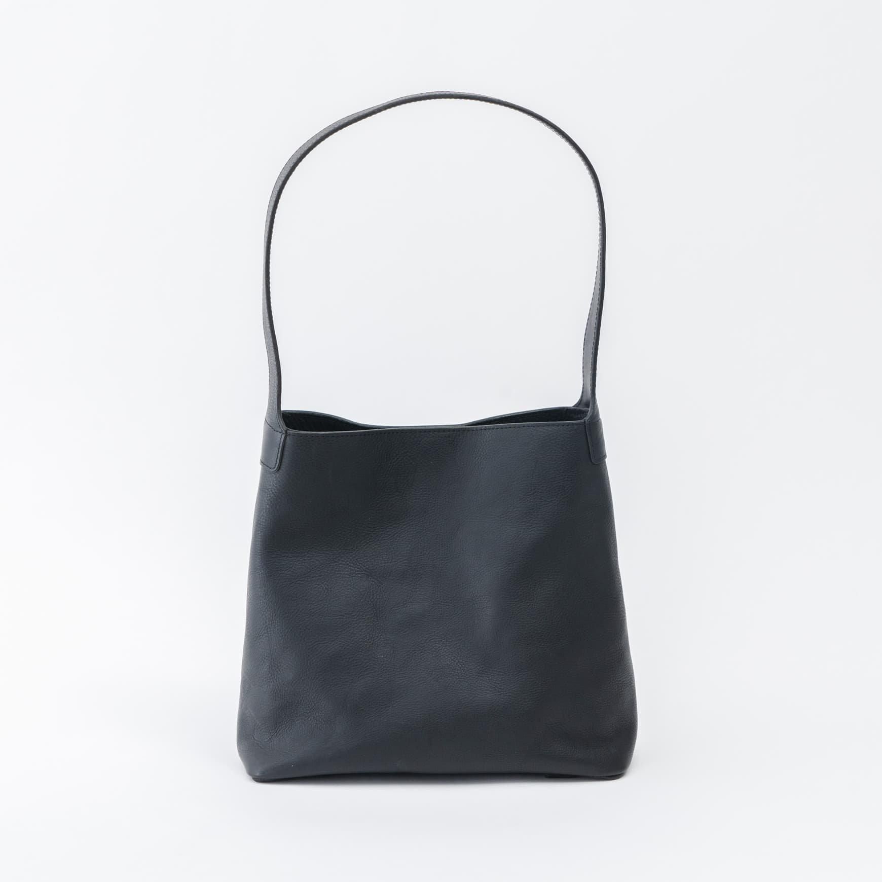 ONE SHOULDER TOTE VAQUETA